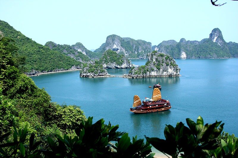 Бухта Ха-Лонг, Тонкинский затоку, В'єтнам
