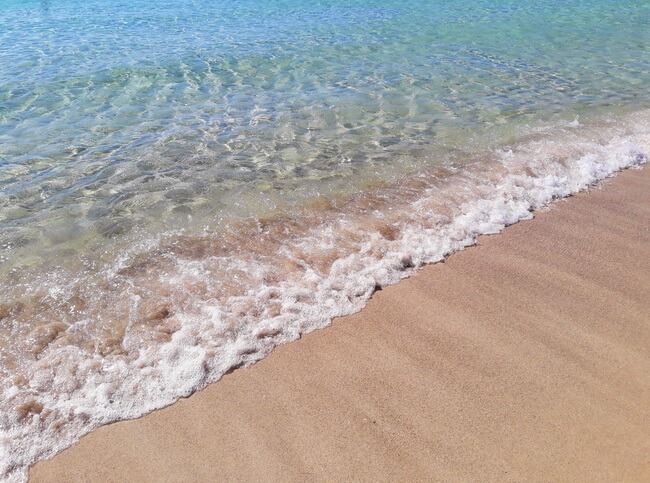 Golden, або Landa beach - пляж з білосніжним піском і прозорою водою