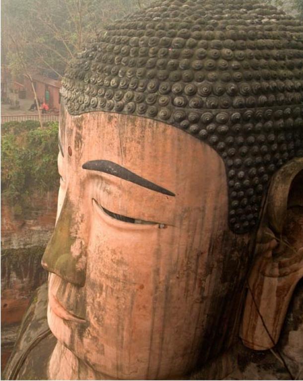 Волосся Будди покладені в спіралеподібні локони (1021 локон)