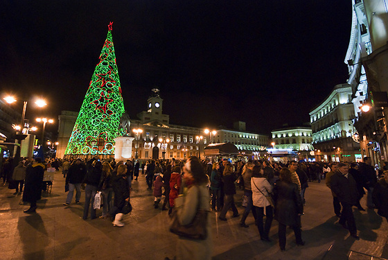 Новий рік в Іспанії прийнято зустрічати на центральних площах міст