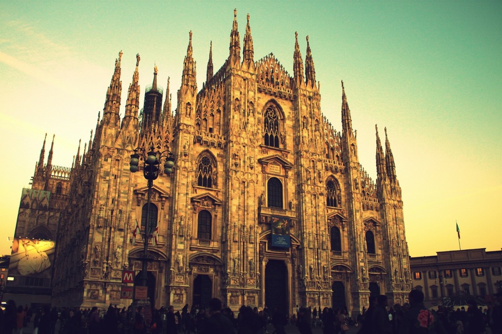 Авіакомпанія Wizz Air (Візз Ейр) пропонує можливість літати дешево в один з найкрасивіших міст Італії - Мілан
