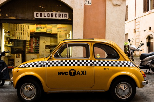Таксі в Італії коштує недешево і по праву вважається одним з найдорожчих в Європі
