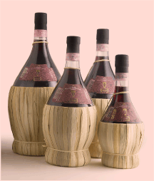 Поширені колись характерні пляшки тепер частіше використовуються як елемент декору і як ваз і свічників