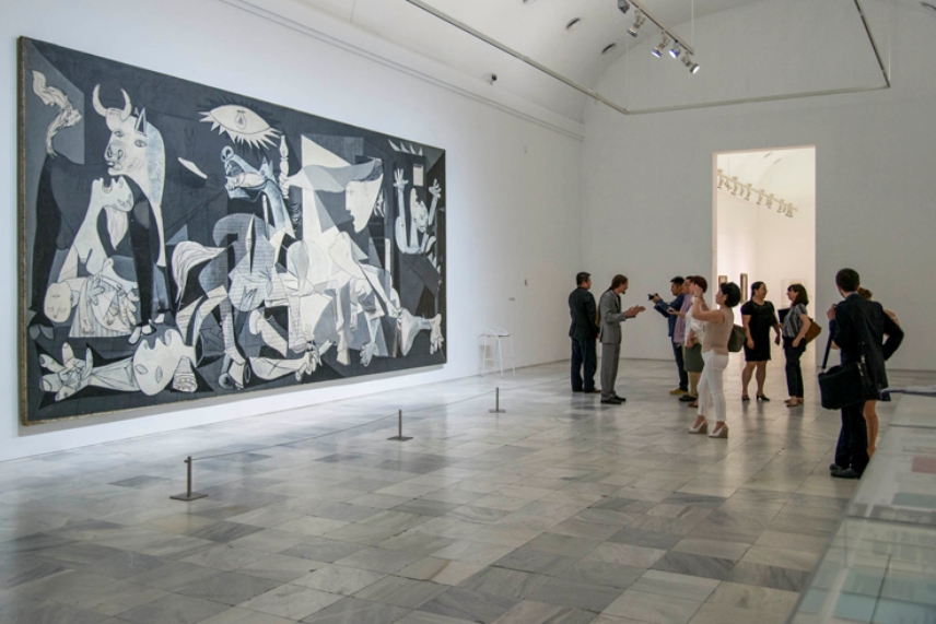 Основоположник кубізму, найдорожчий художник в світі, кращий художник минулого століття, самий «викрадають» художник - все це Пабло Пікассо