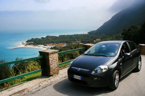 Подорож по Італії варто того, щоб орендувати машину