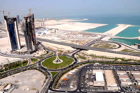 Бахрейн привабливий не тільки для бажаючих влаштуватися на добре оплачувану роботу, але і для любителів подорожей і відпочинку