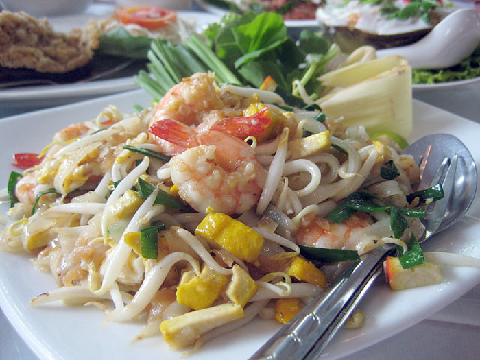 Тайське блюдо Pad Thai