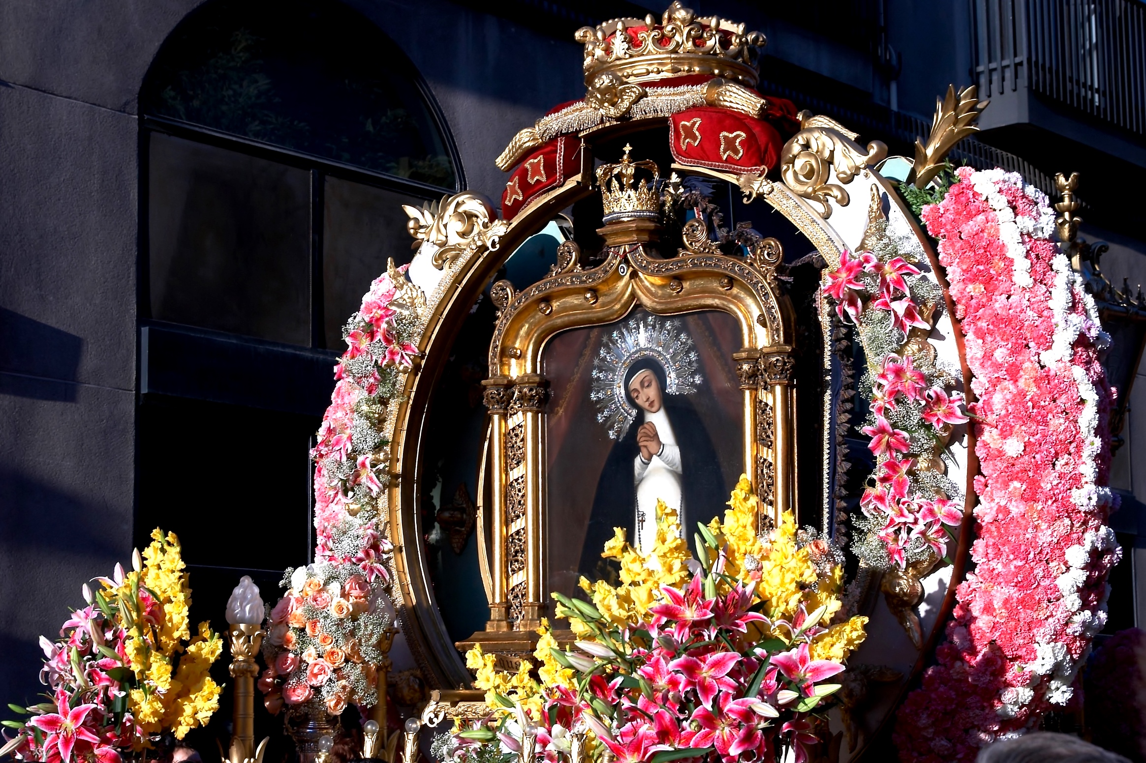 15 серпня - Вознесіння Діви Марії (Asunción)