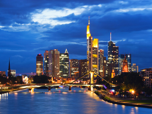 Франкфурт-на-Майні - місто контрастів, змішання мов, культур, традицій багатьох народів
