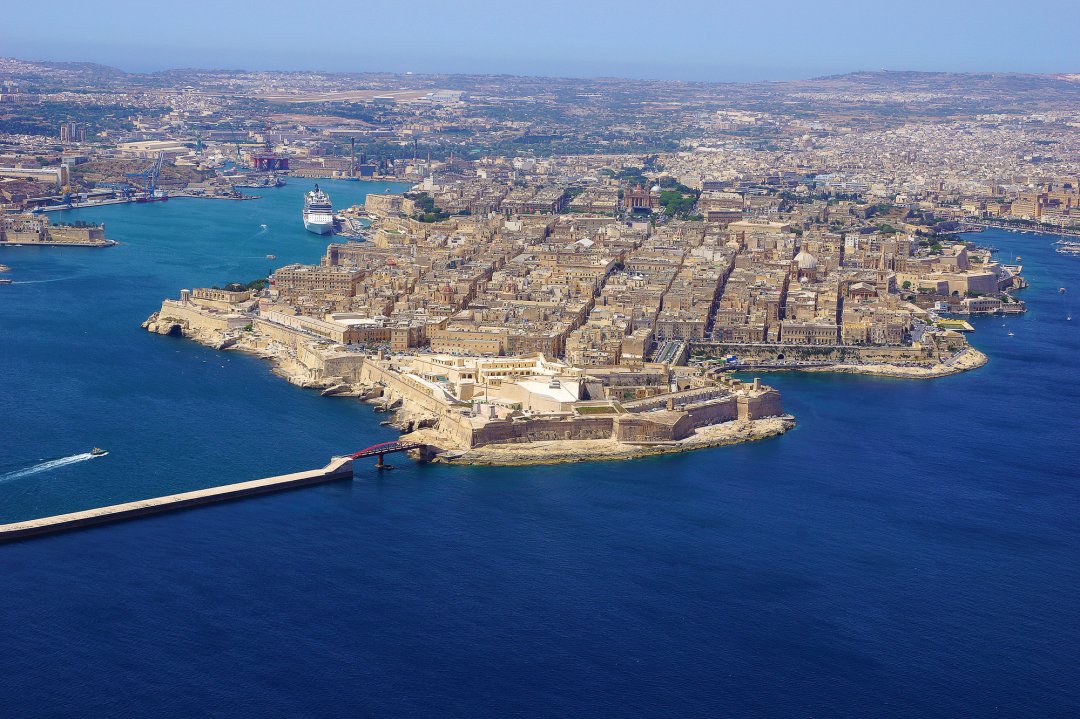 Країна за рік приймає туристів в 4,6 більше свого населення   Мальта увійшла в історію незалежної України тим, що саме під час її головування в Європейському Союзі, ми отримали довгоочікуваний безвізовий режим з ЄС