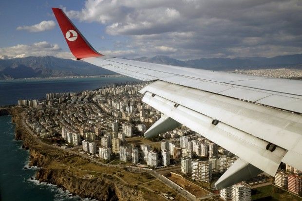 Близько 30% пасажирів слідують в Стамбул, а 70% мандрівників, які обрали рейси турецької авіакомпанії, продовжують переліт далі, зробивши пересадку в Стамбулі